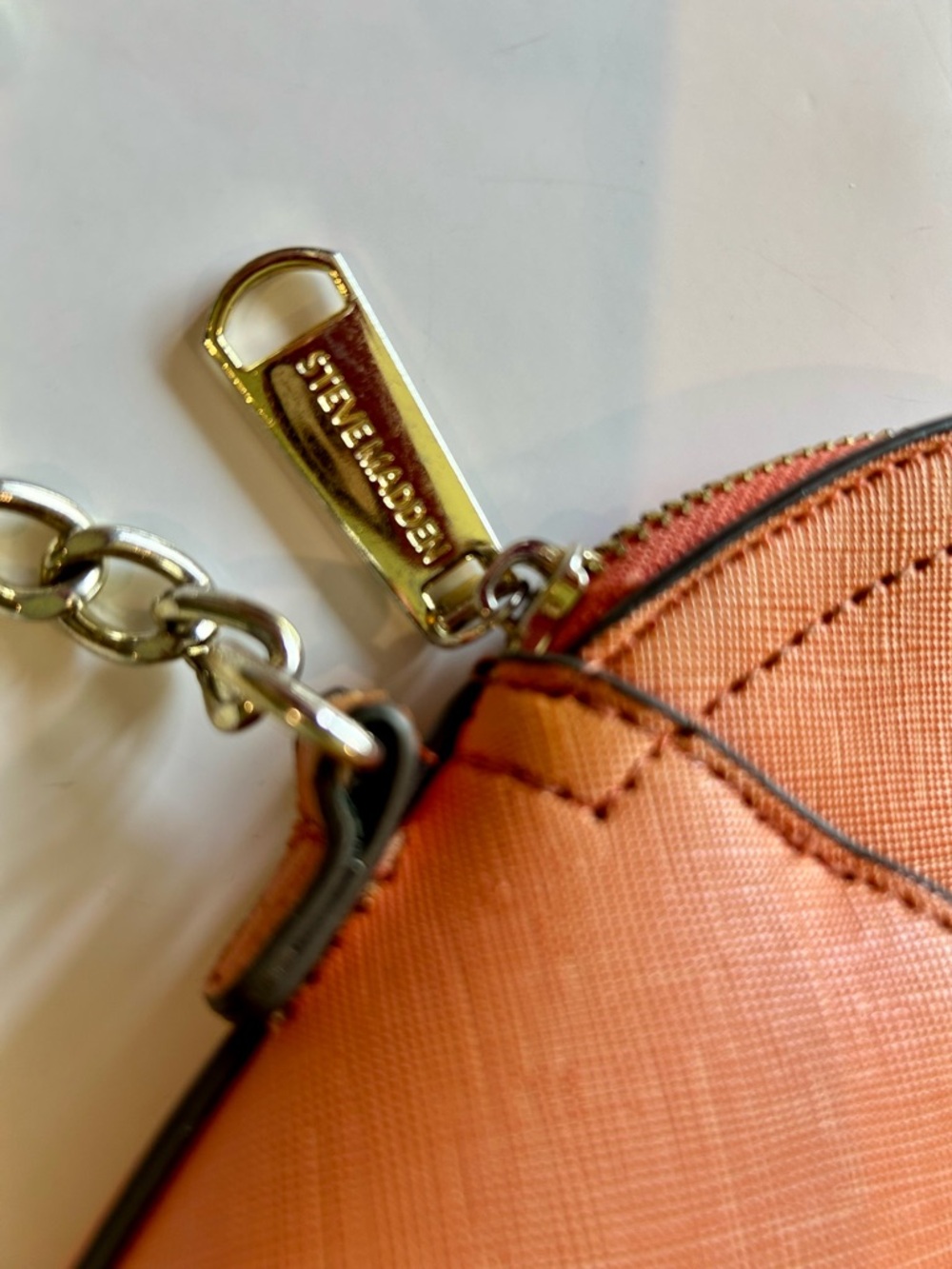 Steve Madden Orange Crossbody with Gold Chain - Picture 11 of 11